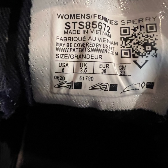 Sperry Women's Crest CVO Corduroy Sneaker - Picture 2 of 3